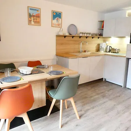 T2 A Avec Balcon, Parking Et Equipements Pour 6 Personnes - Fr-1-457-228